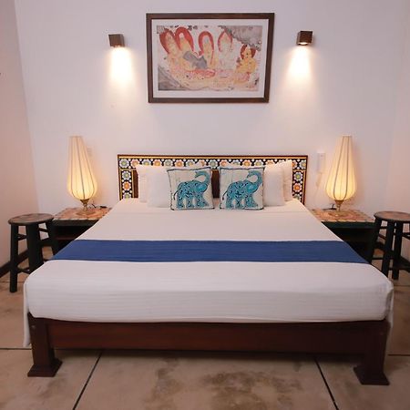 Blue Elephant Boutique Hotel 니곰보 외부 사진