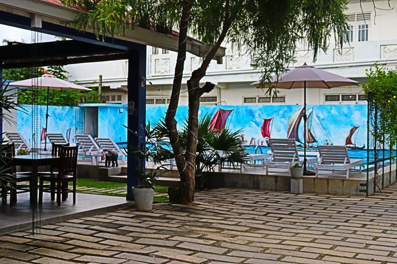 Blue Elephant Boutique Hotel 니곰보 외부 사진