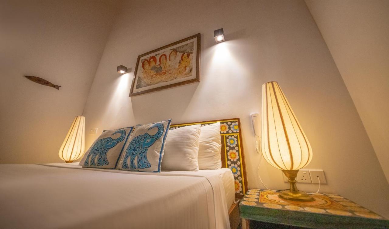 Blue Elephant Boutique Hotel 니곰보 외부 사진