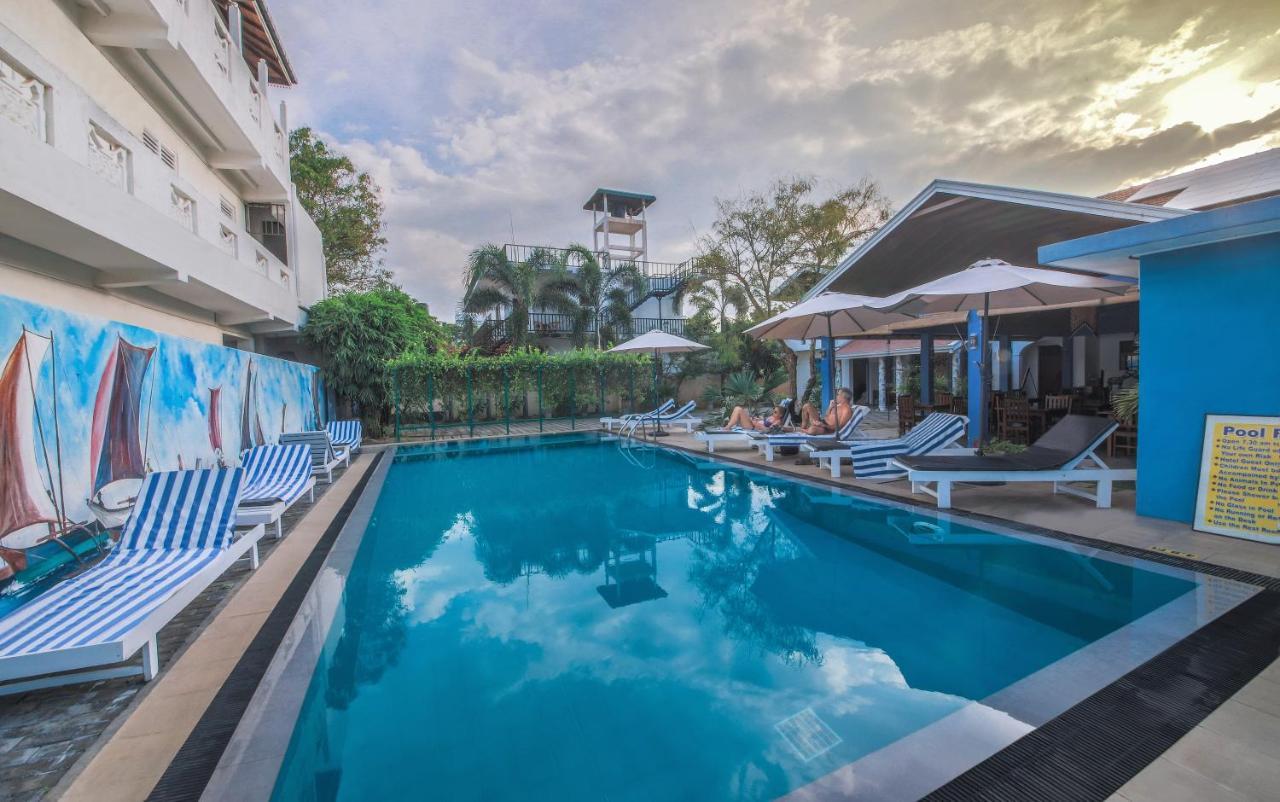 Blue Elephant Boutique Hotel 니곰보 외부 사진
