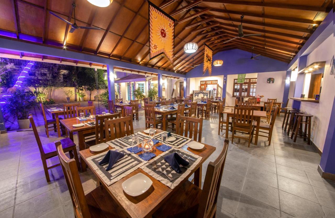 Blue Elephant Boutique Hotel 니곰보 외부 사진