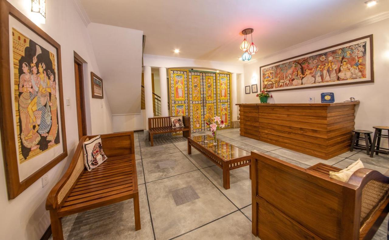 Blue Elephant Boutique Hotel 니곰보 외부 사진